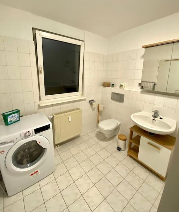 Stilvolle Ferienwohnung Mit Stellplatz Wlan Free Netflix Naehe Bahnhof Zwickau Exteriér fotografie