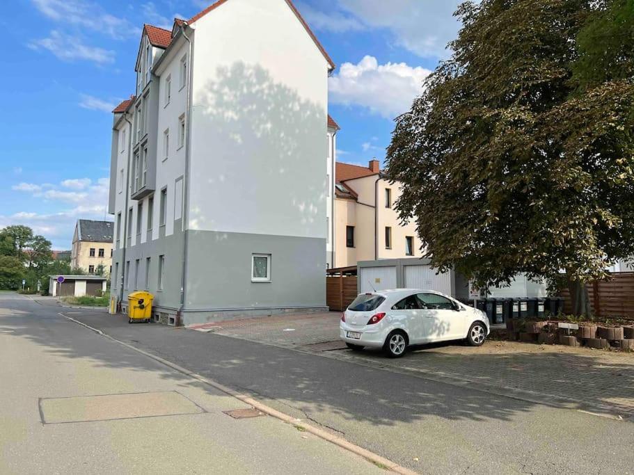 Stilvolle Ferienwohnung Mit Stellplatz Wlan Free Netflix Naehe Bahnhof Zwickau Exteriér fotografie